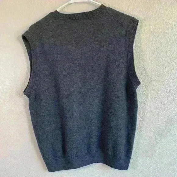 Turnbury Extra Fine Merino Wool Gray Vest Men Size Large - Picture 2 of 3
